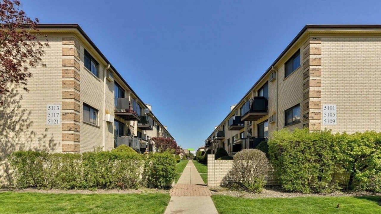 Photo of Others in O'Hare