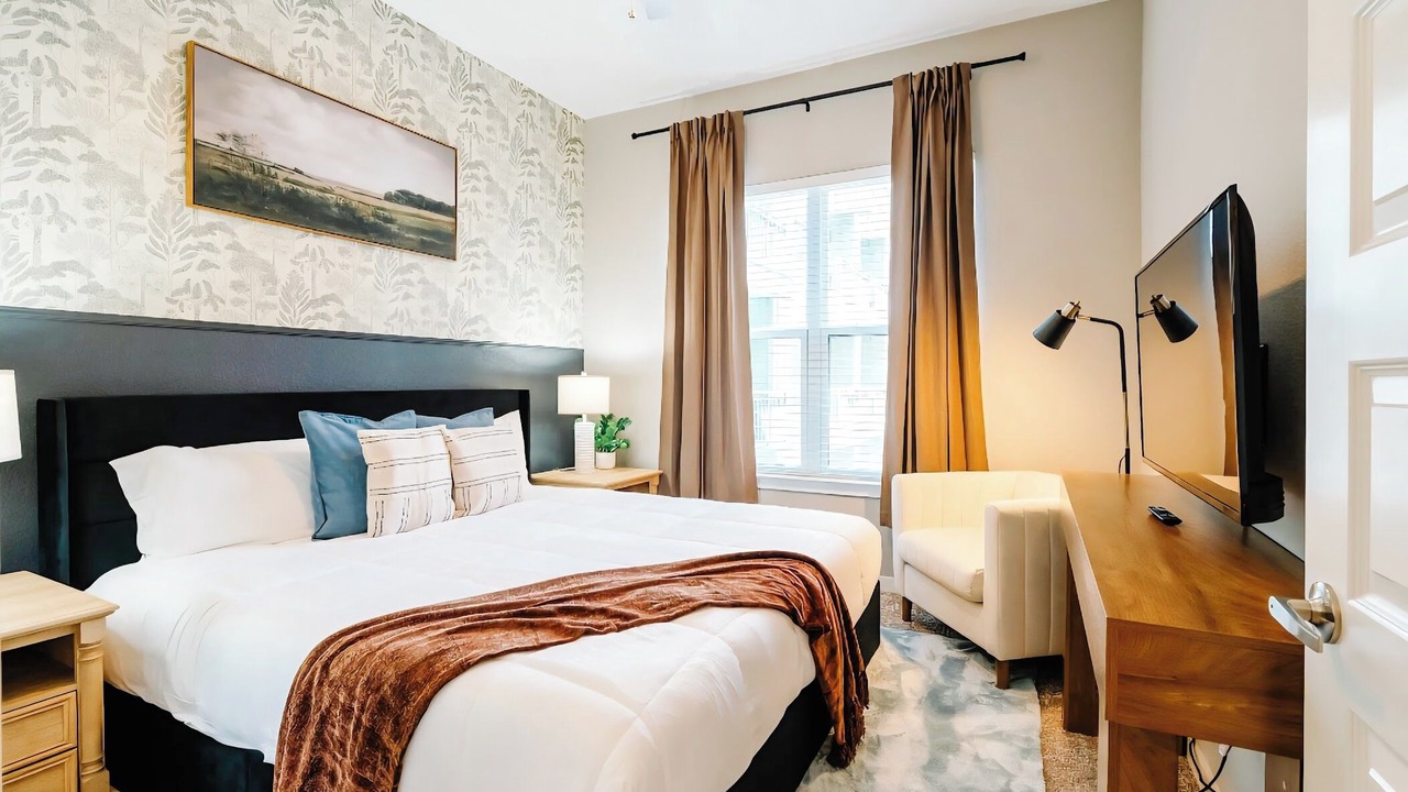 Photo of Bedroom in Tobin Hill