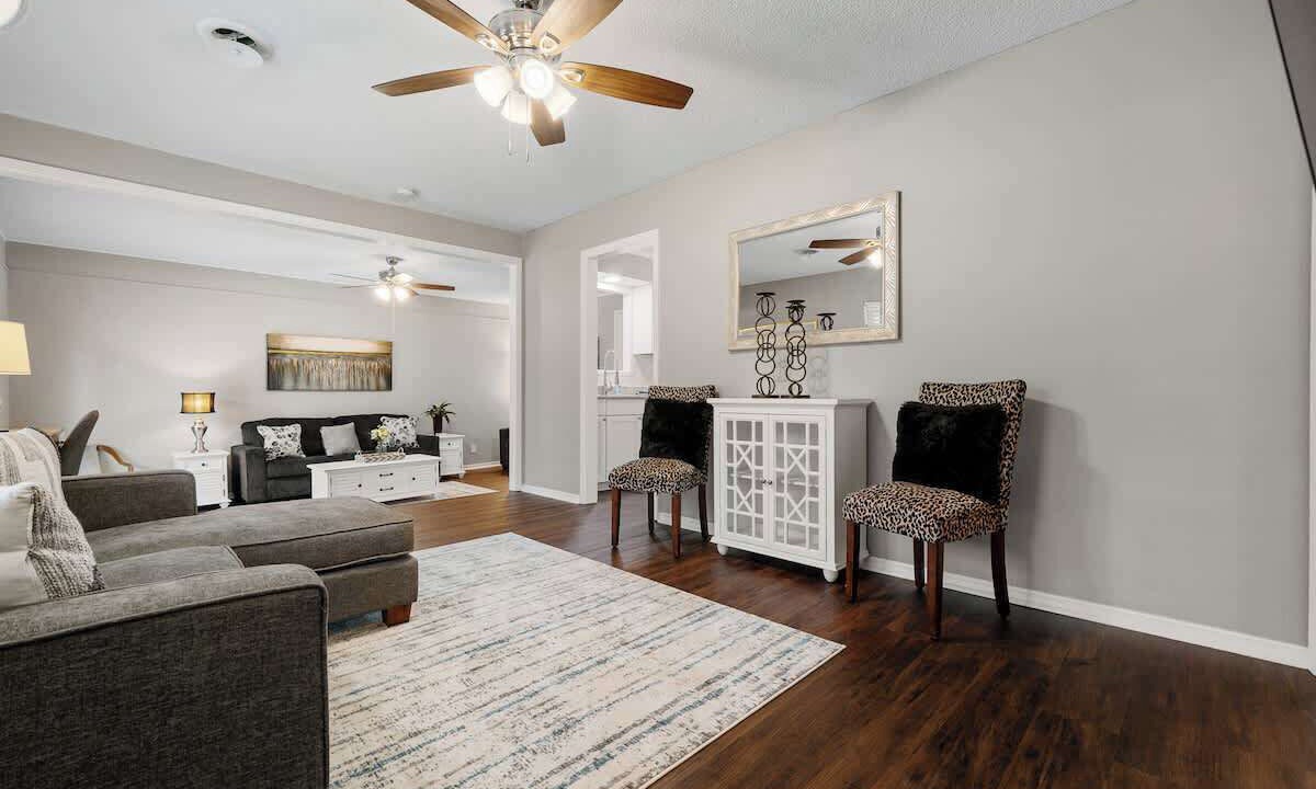 Photo of Livingroom in Barling