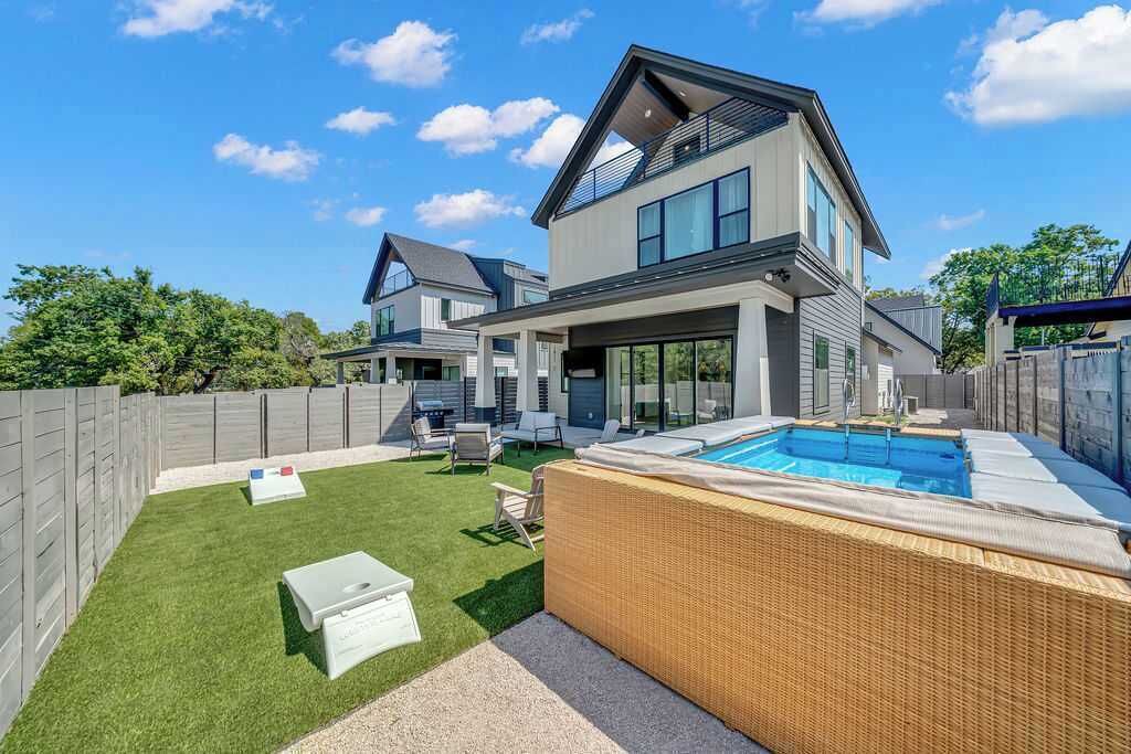 Photo of Patio Balcony in Riverside