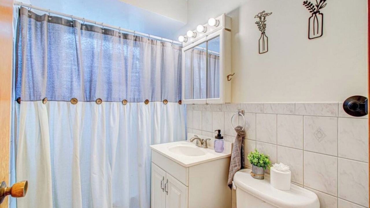 Photo of Others in Elmwood Park