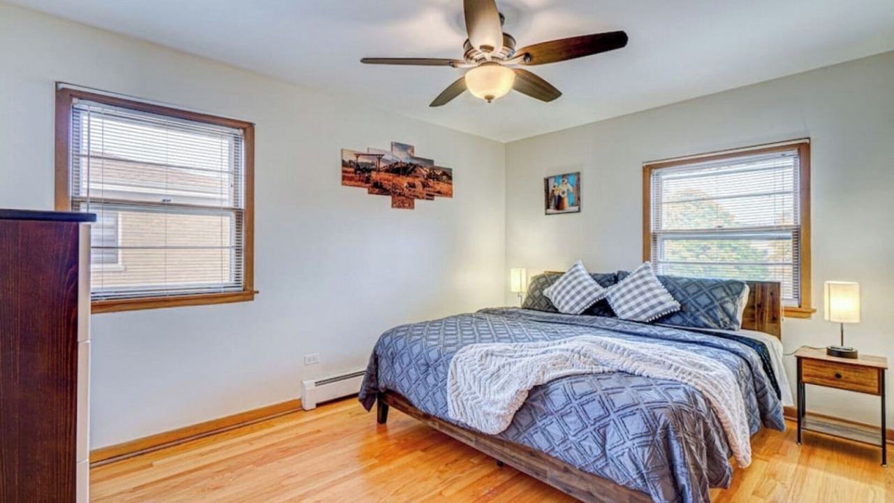 Photo of Bedroom in Elmwood Park