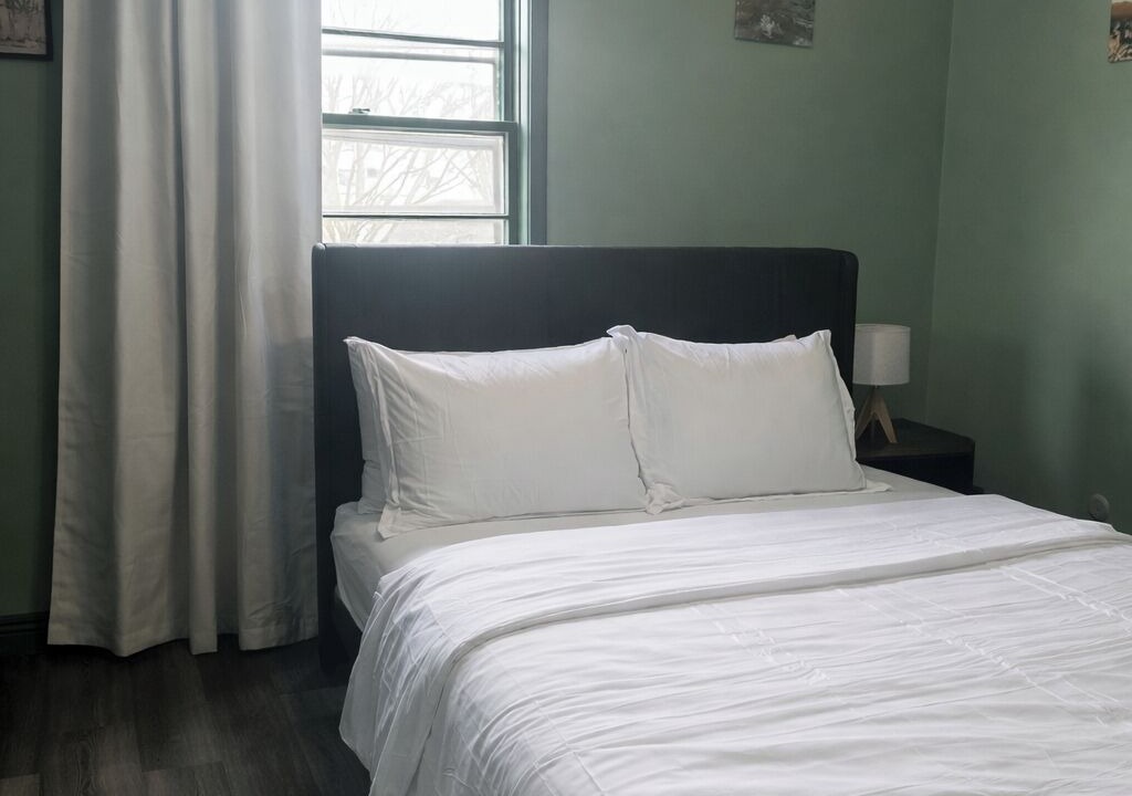 Photo of Bedroom in Elmwood Park