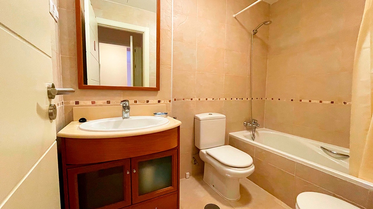 Photo of Bathroom in Latas