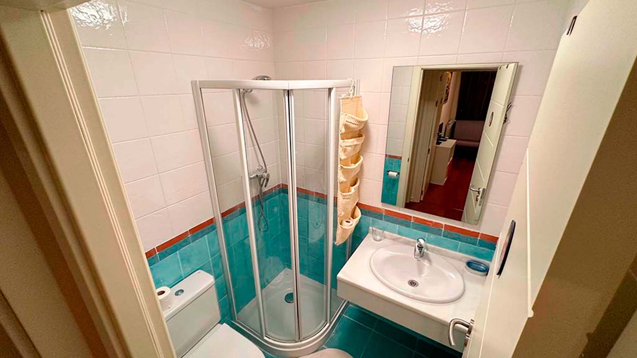 Photo of Bathroom in Latas