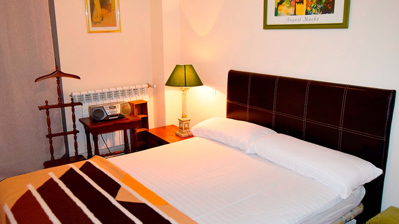 Photo of Bedroom in Latas