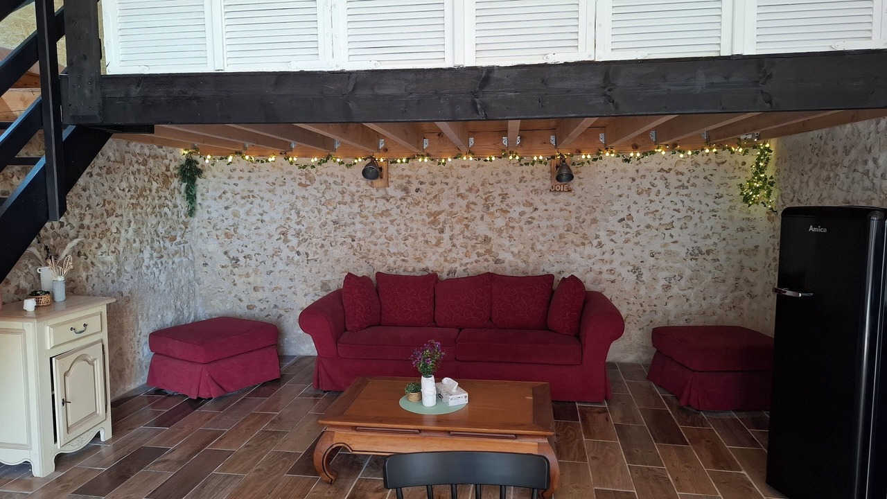 Photo of Livingroom in Saint-Jean-de-la-Motte