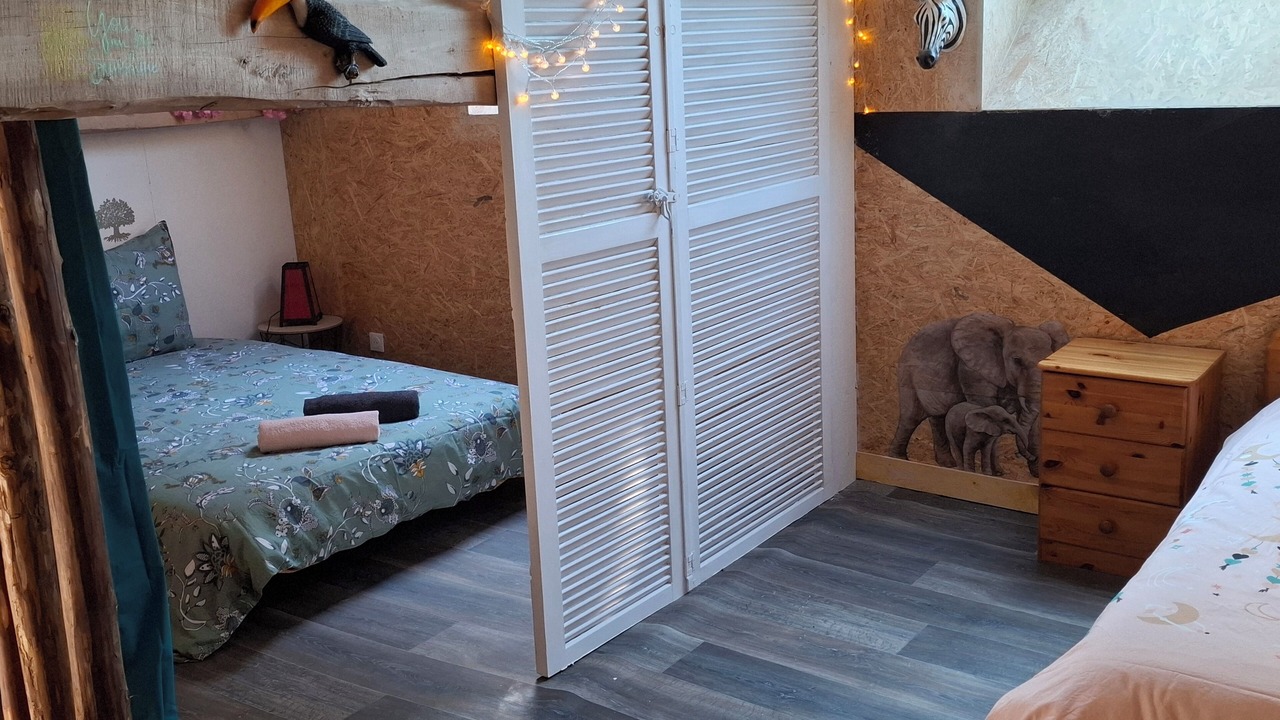 Photo of Bedroom in Saint-Jean-de-la-Motte