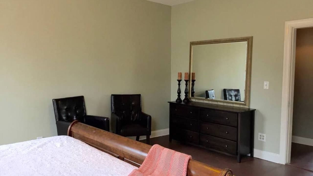 Photo of Bedroom in Historic Waverly