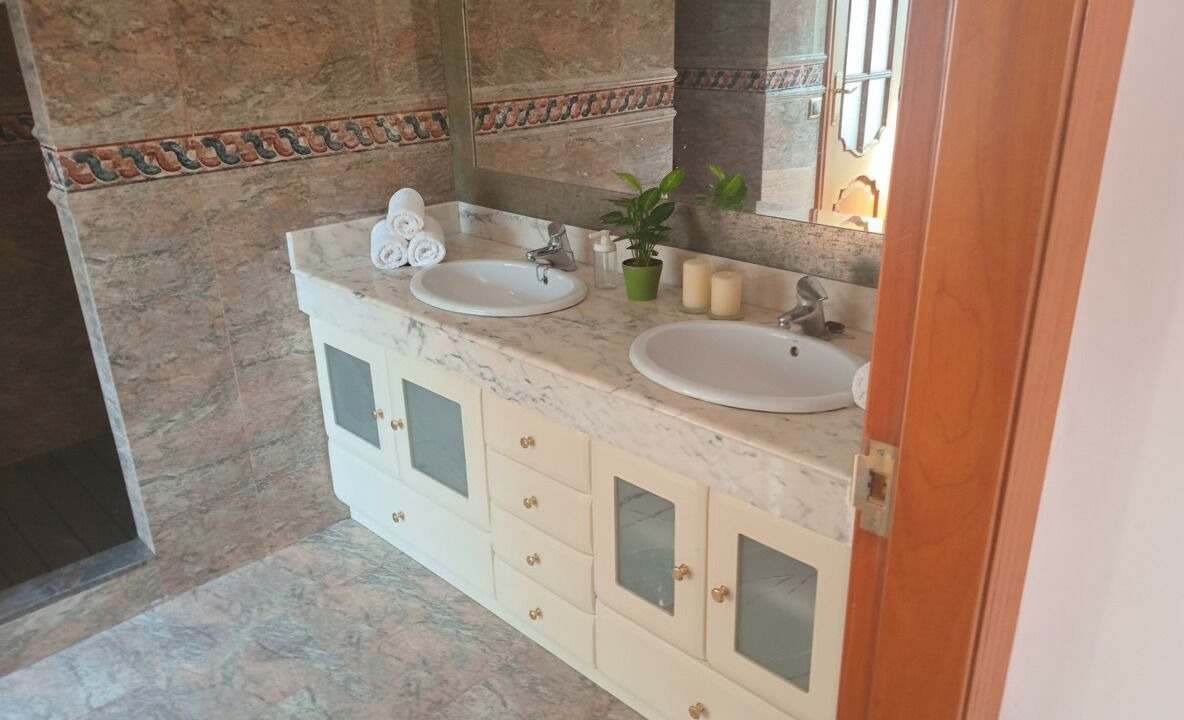 Photo of Bathroom in Bellvey