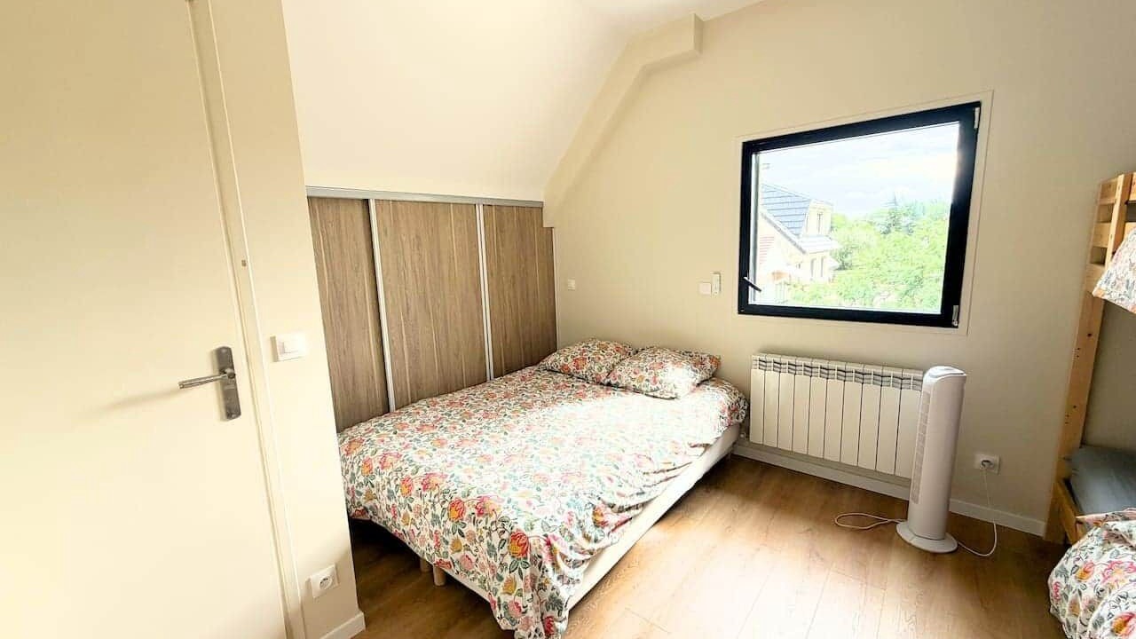 Photo of Bedroom in Noisy-le-Grand