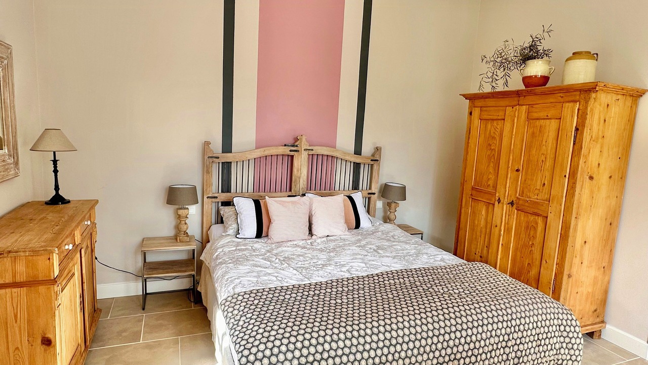Photo of Bedroom in Saint-Etienne-du-Gres