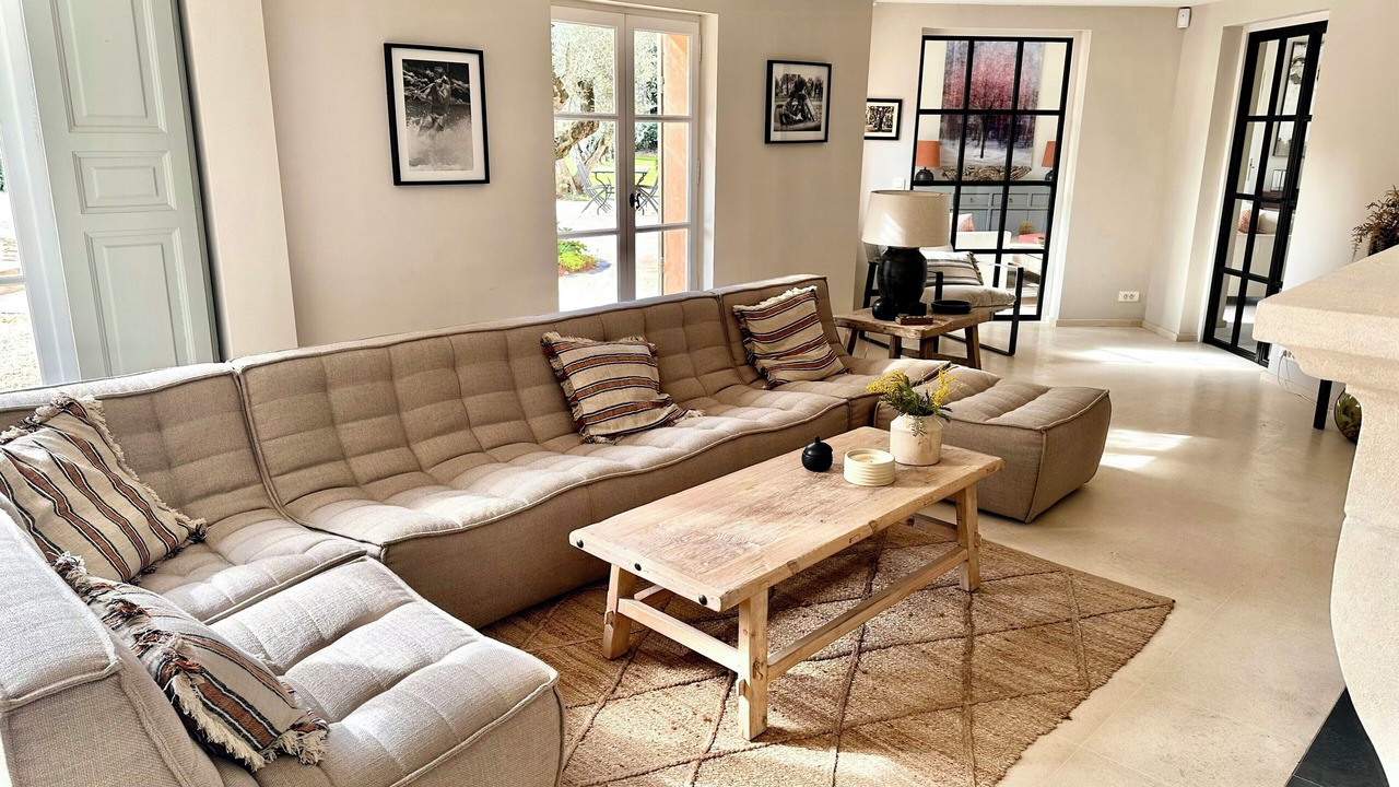 Photo of Livingroom in Saint-Etienne-du-Gres