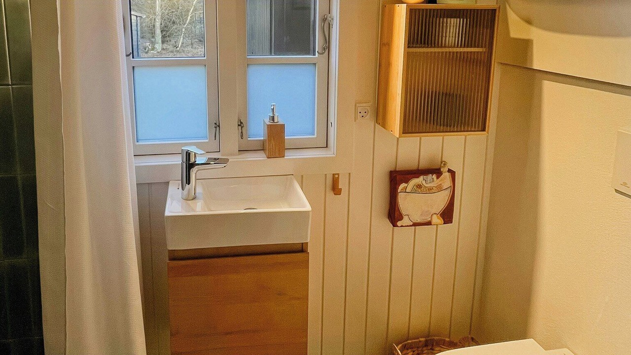 Photo of Bathroom in Hou
