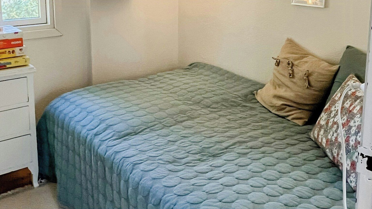Photo of Bedroom in Hou