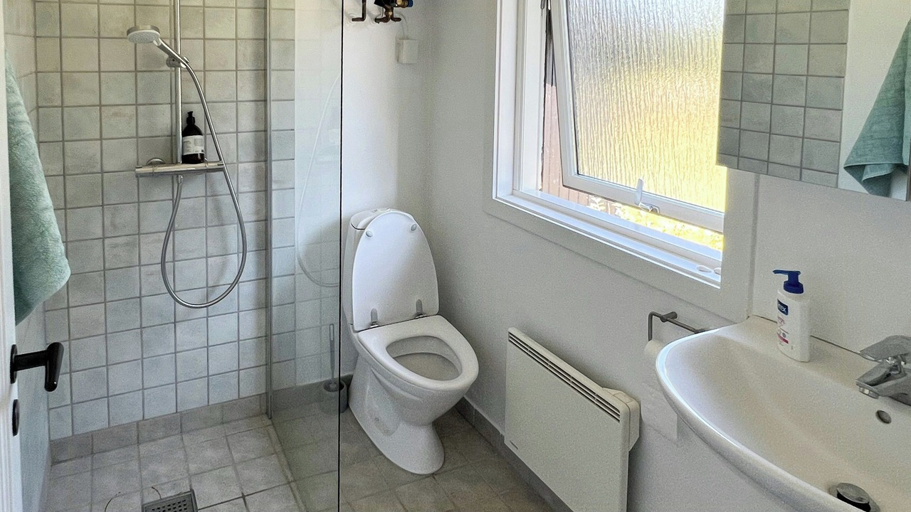 Photo of Bathroom in Yderby