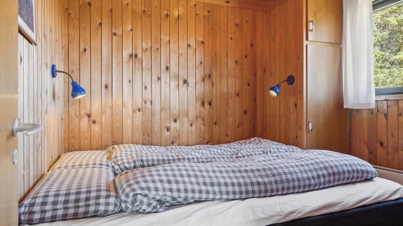 Photo of Bedroom in Hou