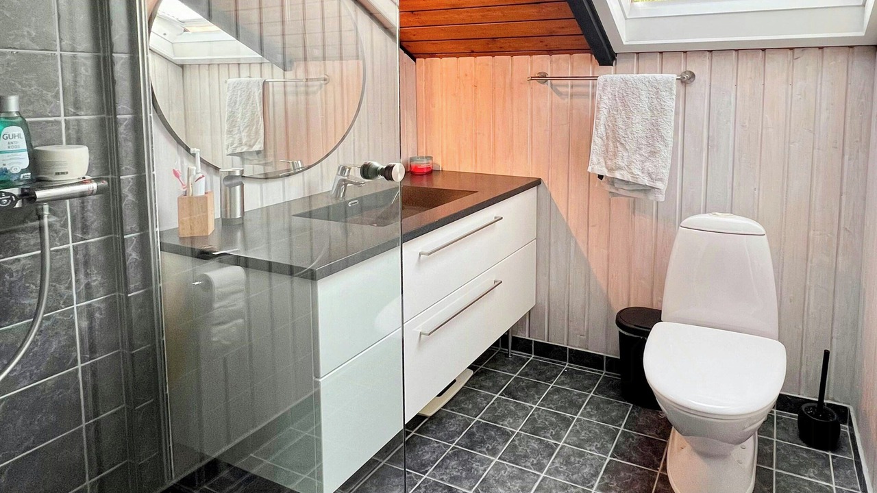 Photo of Bathroom in Yderby