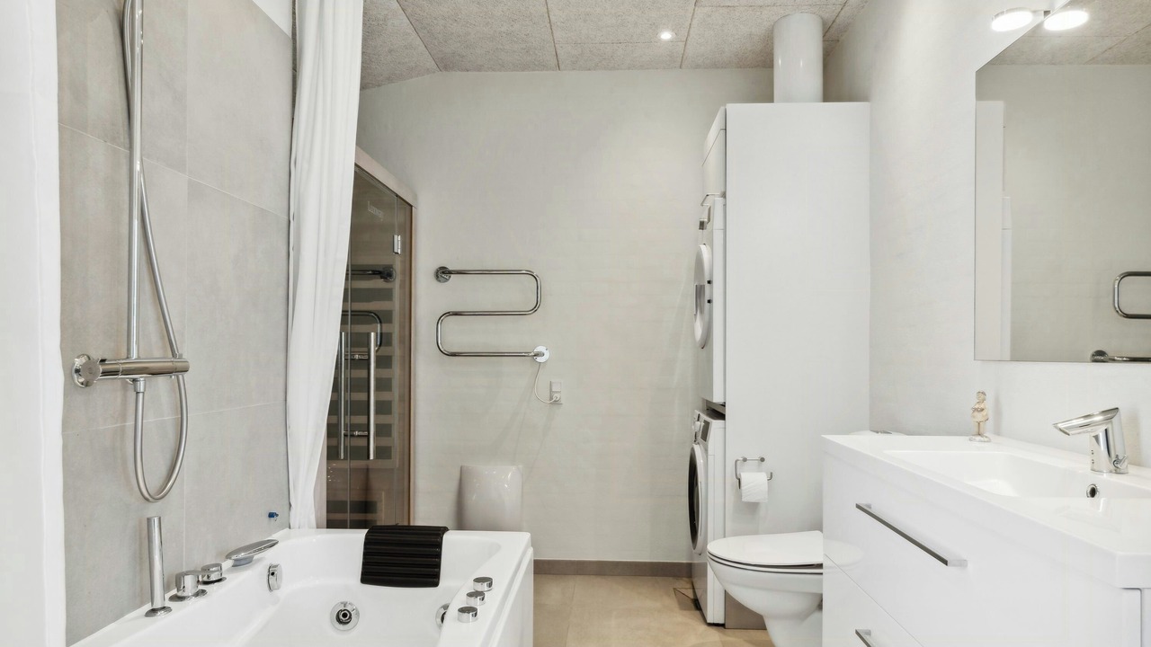 Photo of Bathroom in Assens