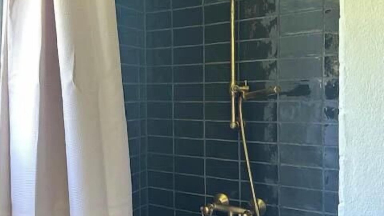 Photo of Bathroom in Beder Malling
