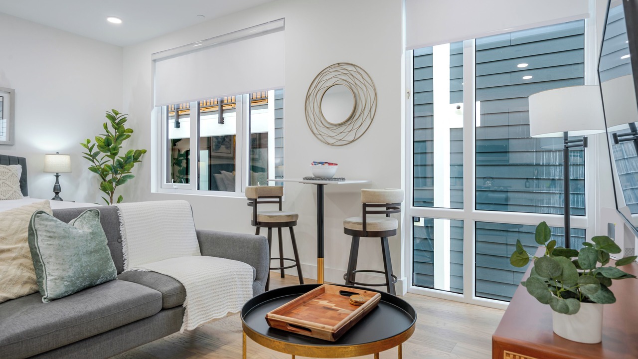 Photo of Livingroom in Allston
