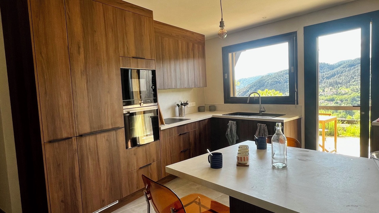 Photo of Kitchen in Saint-Fortunat-sur-Eyrieux