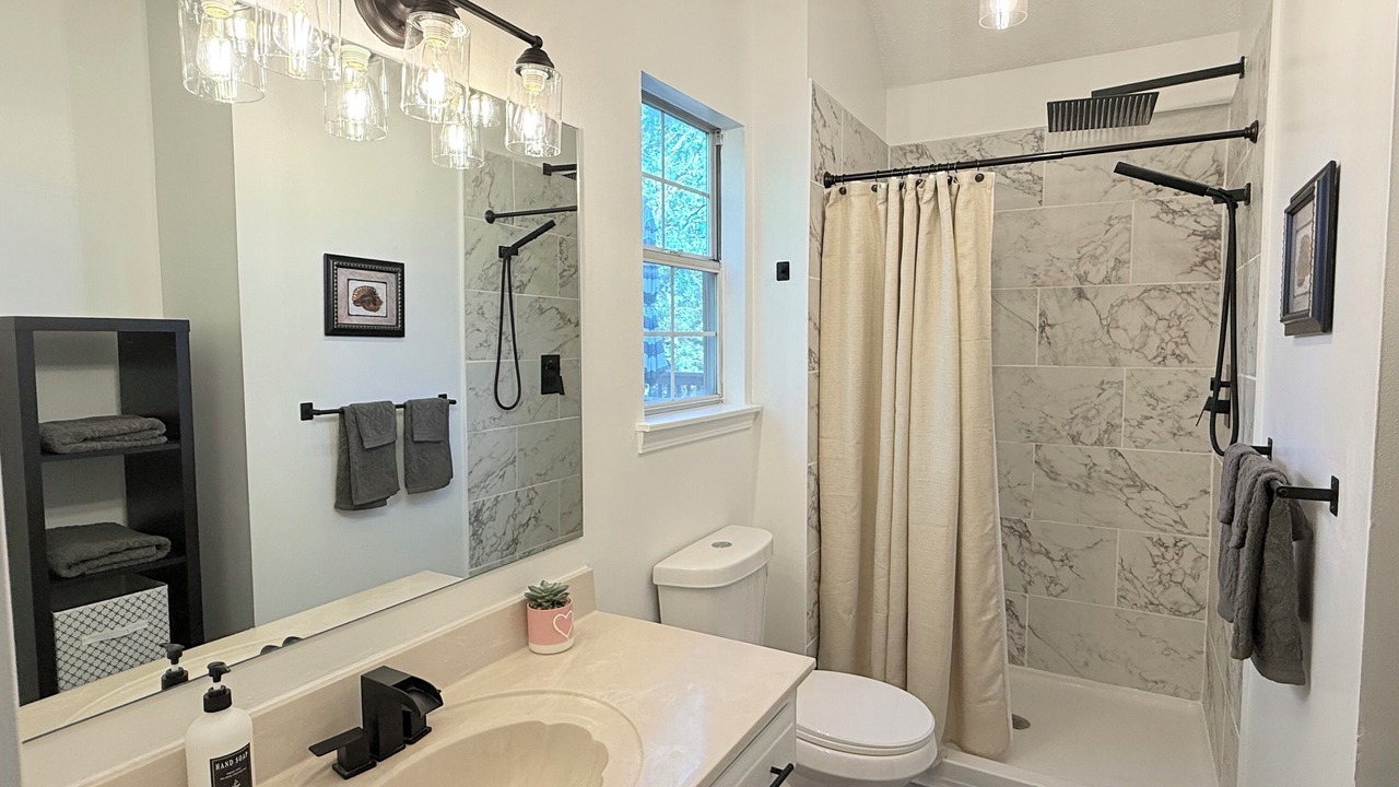 Photo of Bathroom in Overland Park