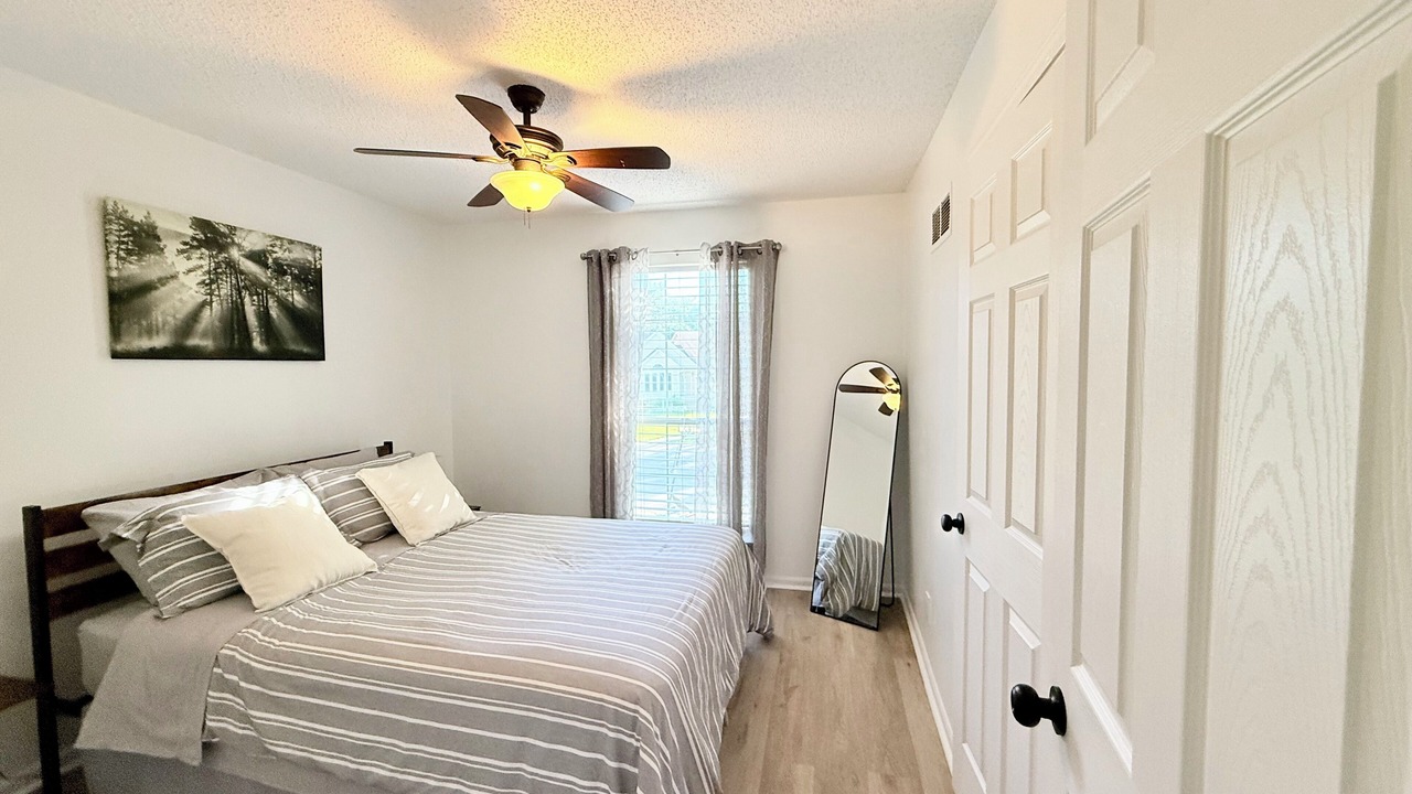 Photo of Bedroom in Overland Park