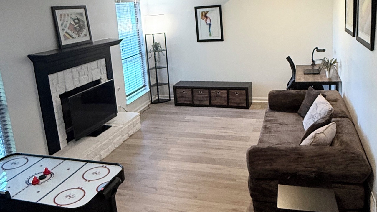 Photo of Livingroom in Overland Park