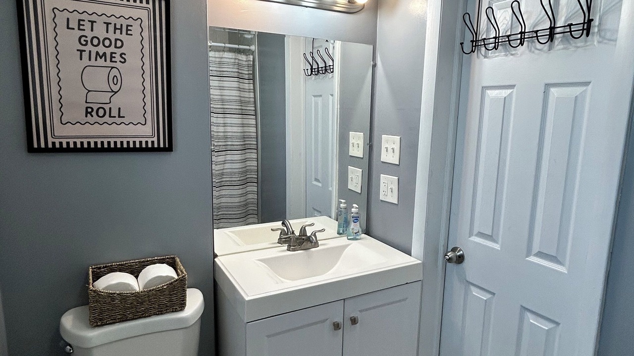 Photo of Bathroom in North Chicago
