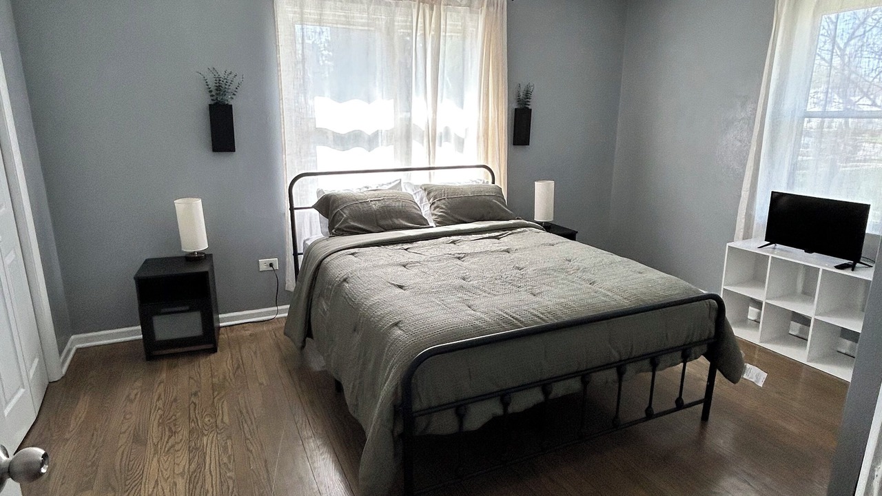 Photo of Bedroom in North Chicago