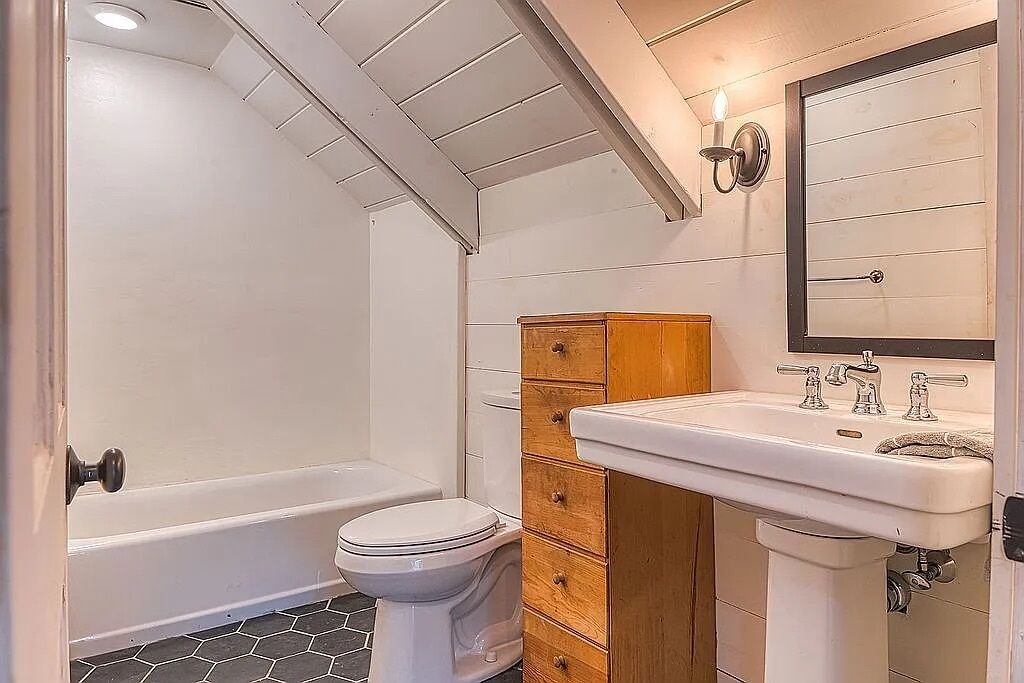 Photo of Bathroom in Stockbridge