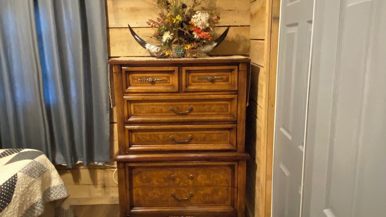 Photo of Bedroom in Cook Station
