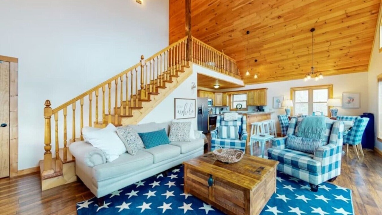 Photo of Livingroom in New Tazewell