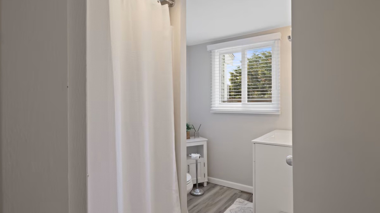Photo of Bathroom in Popponesset