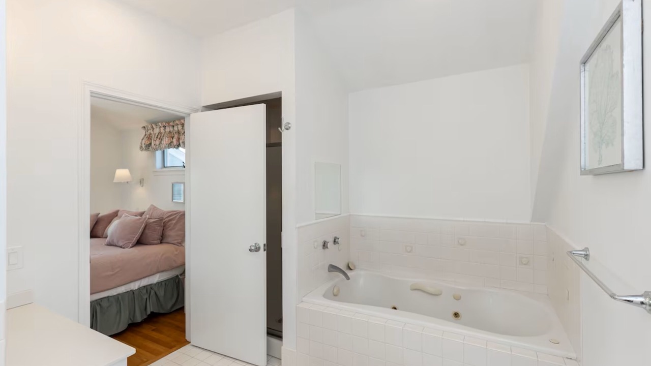 Photo of Bathroom in Popponesset