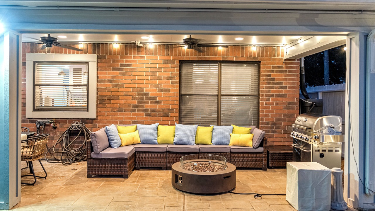 Photo of Patio Balcony in South Shore Harbour