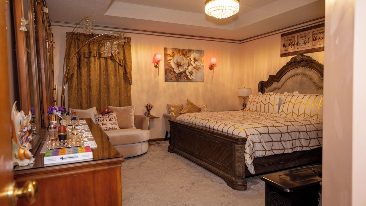 Photo of Bedroom in South Kansas City