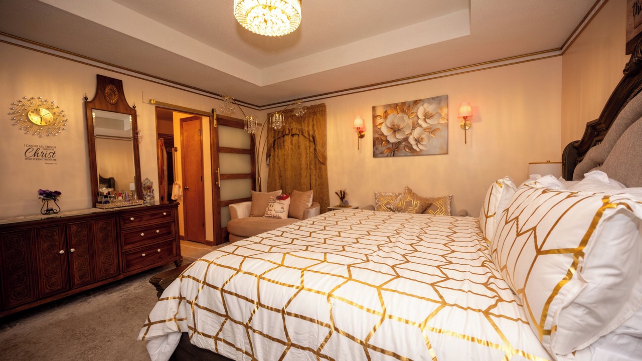 Photo of Bedroom in South Kansas City