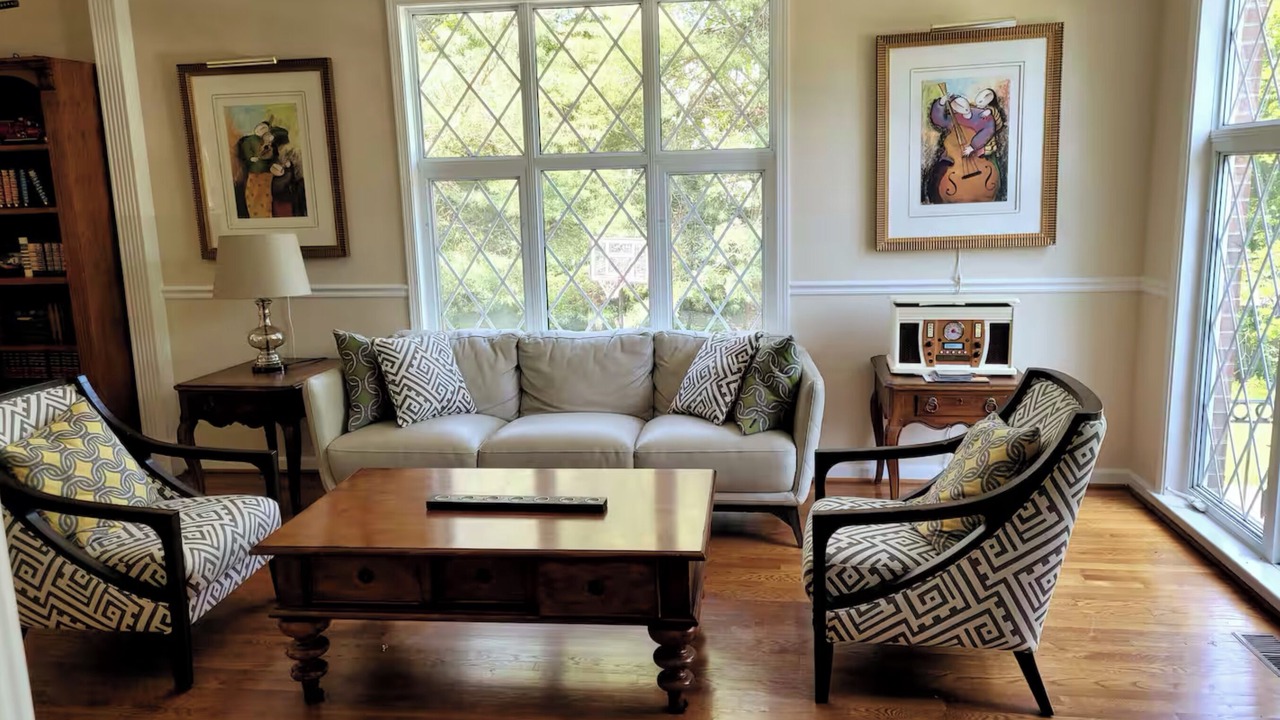 Photo of Livingroom in Darnestown