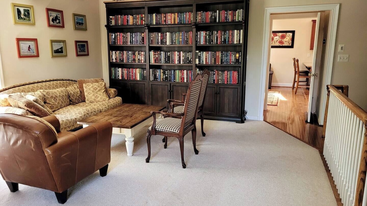 Photo of Livingroom in Darnestown