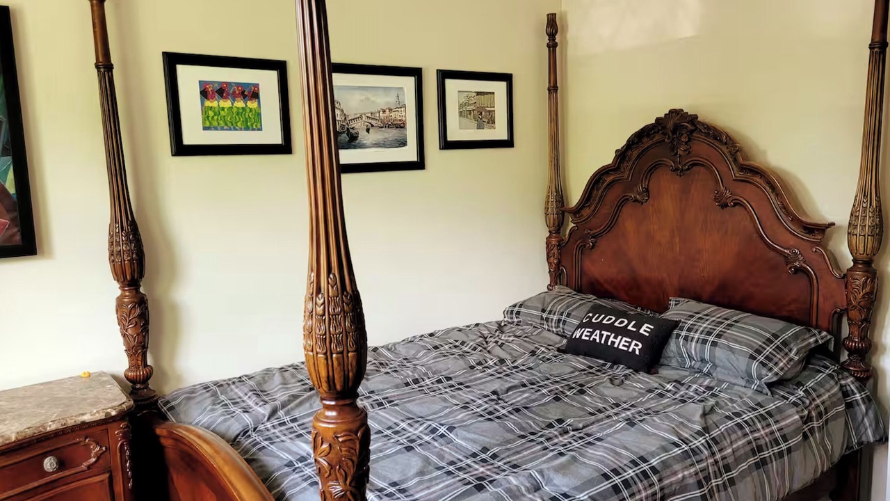 Photo of Bedroom in Darnestown