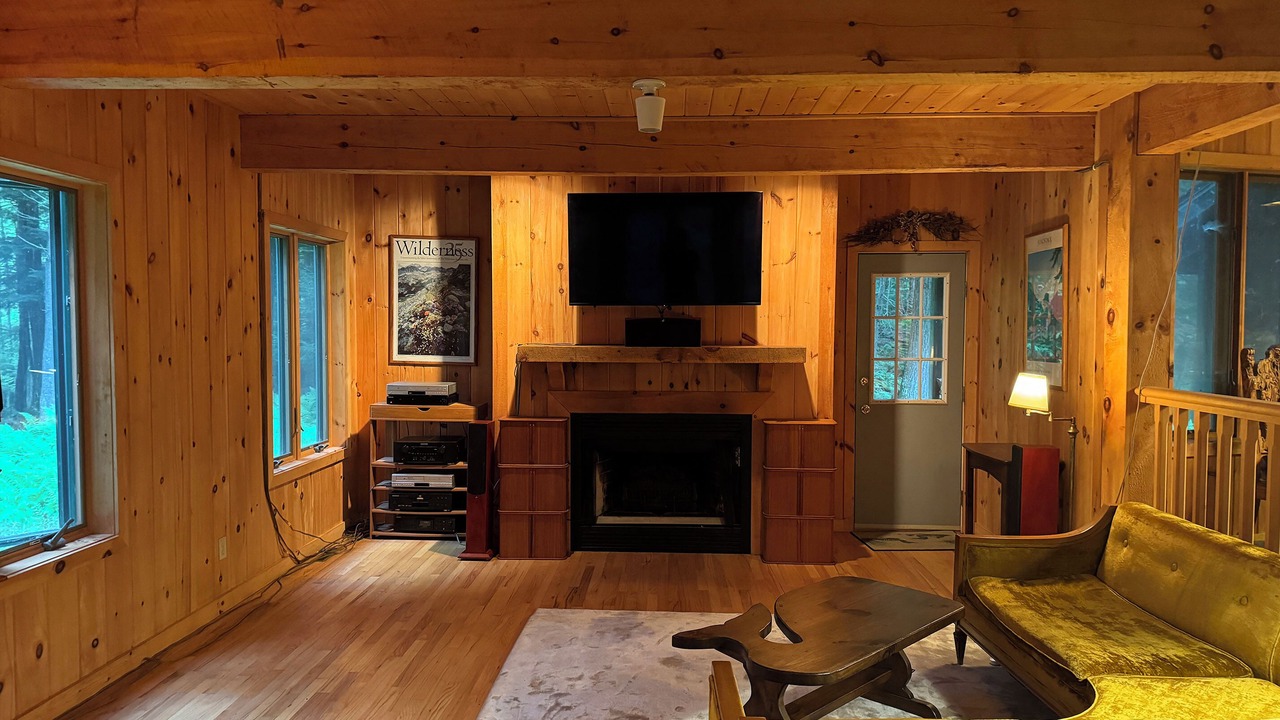 Photo of Livingroom in Long Lake
