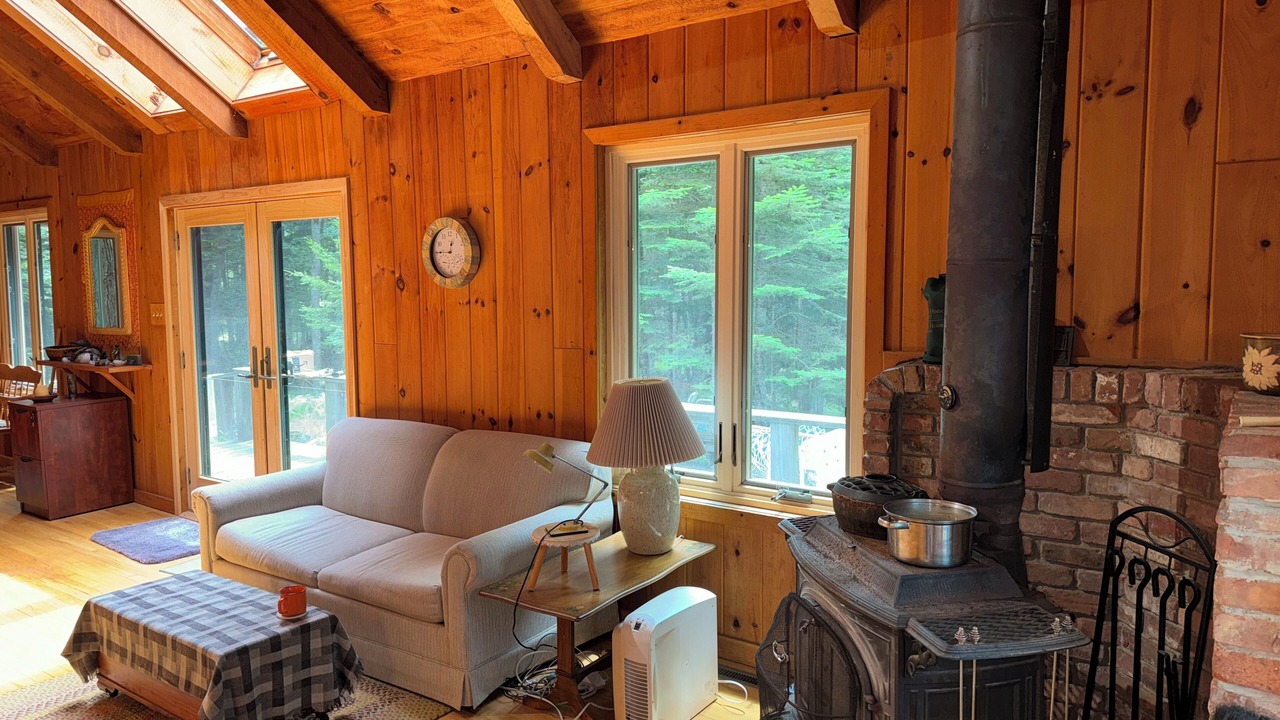 Photo of Livingroom in Long Lake
