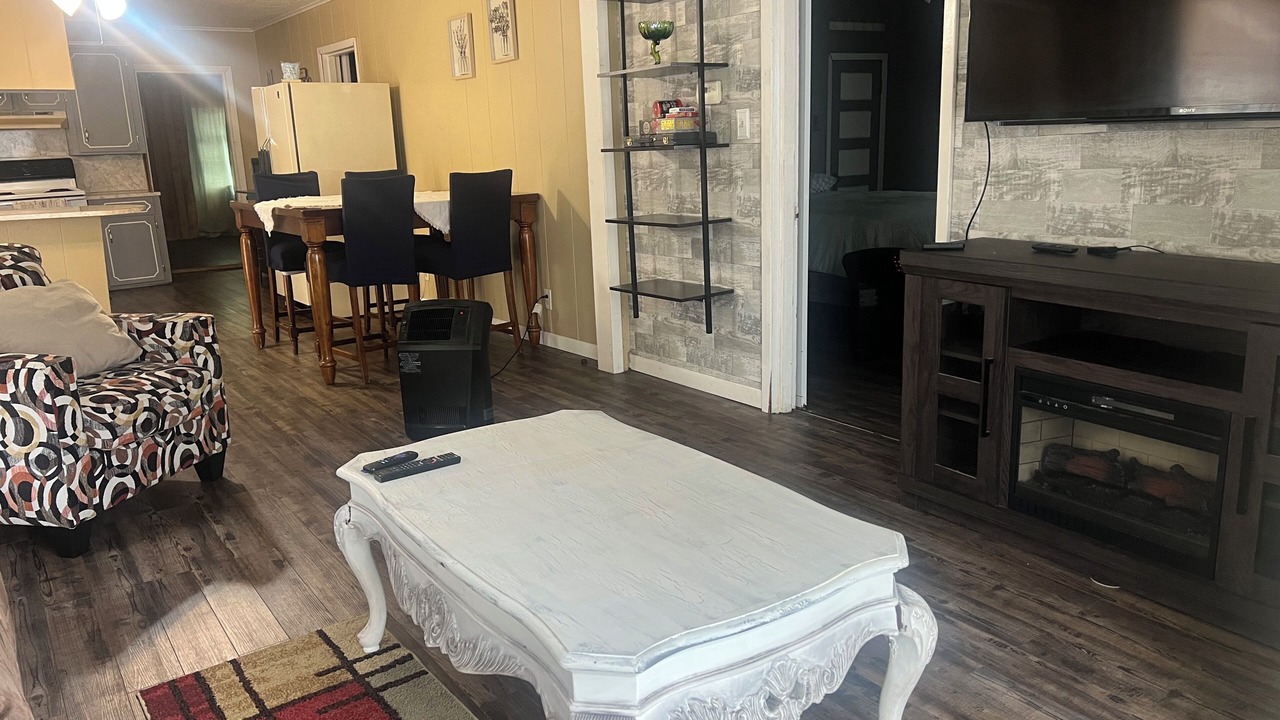 Photo of Livingroom in Lawson
