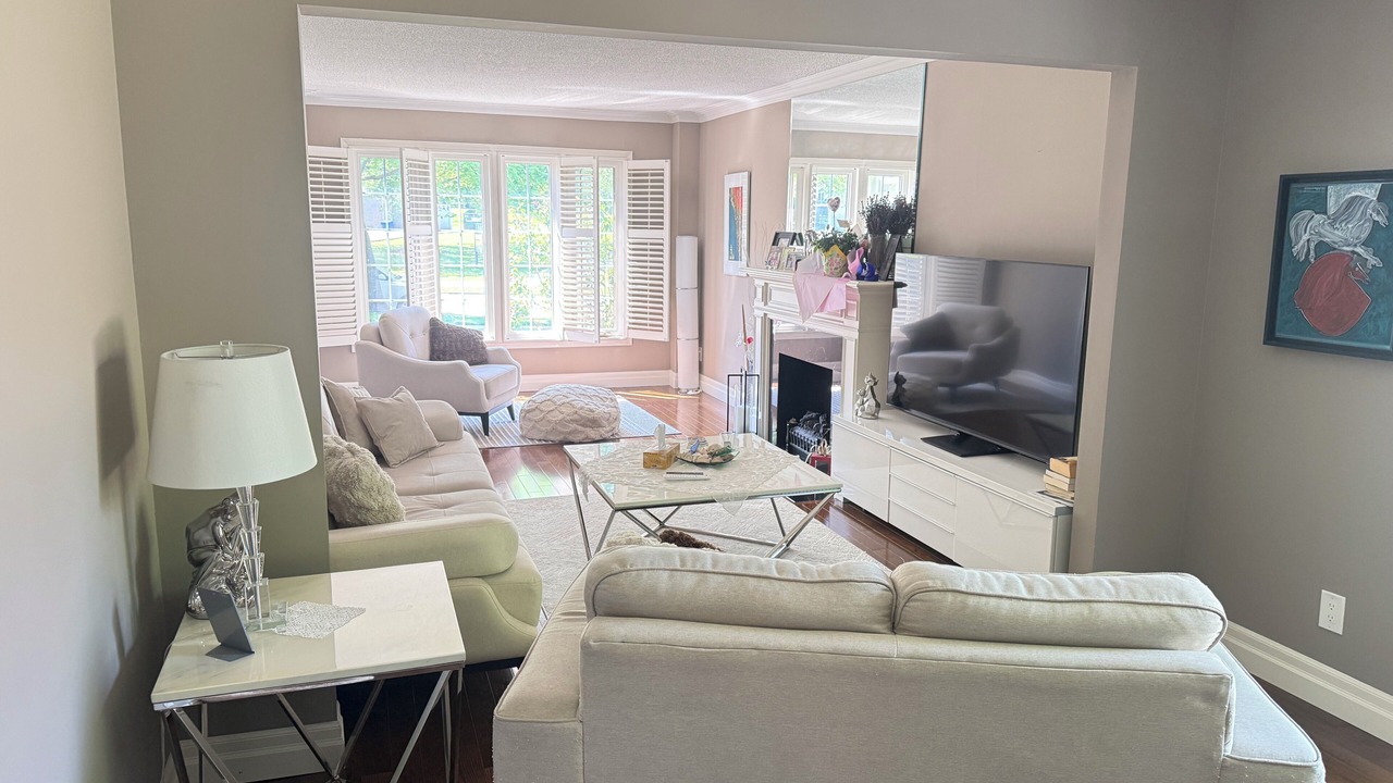 Photo of Livingroom in West Deane Park
