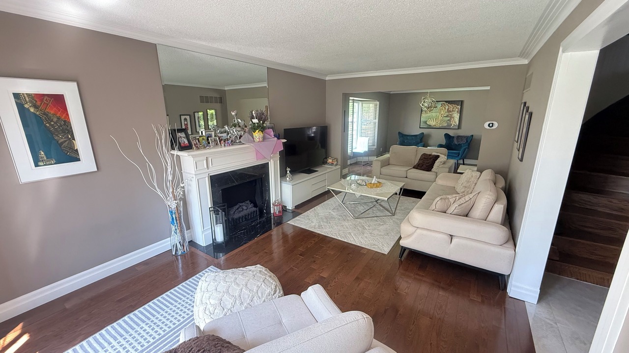 Photo of Livingroom in West Deane Park