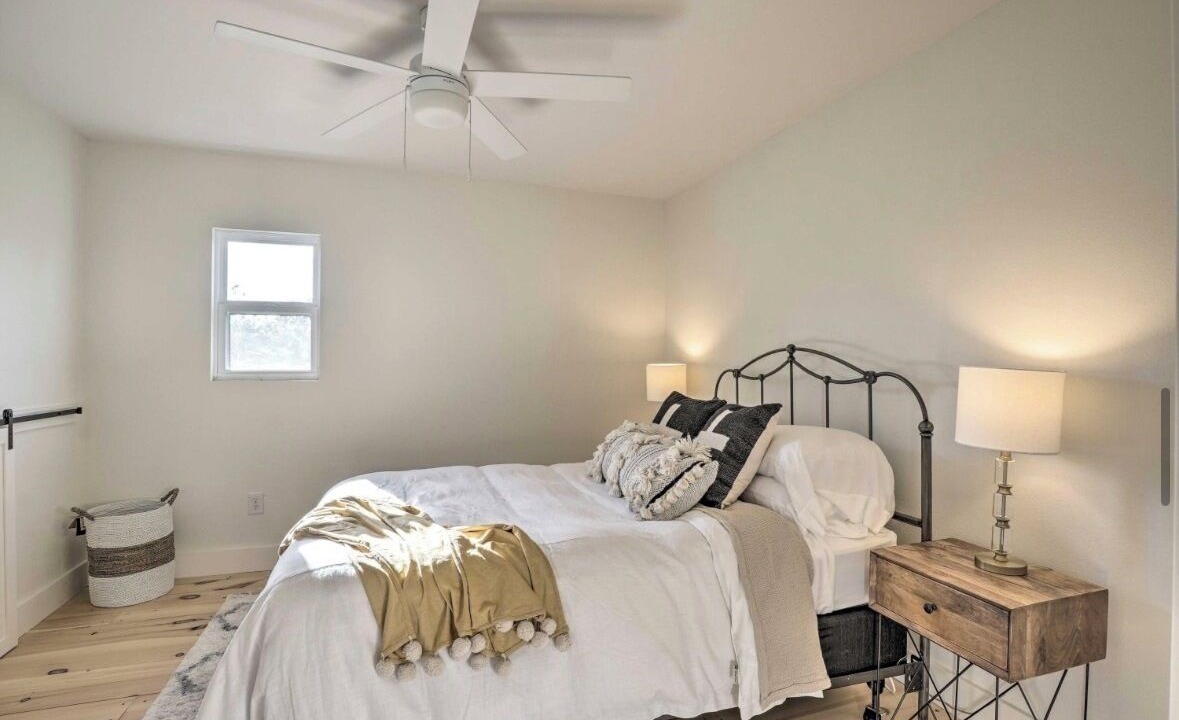 Photo of Bedroom in Eagle Rock