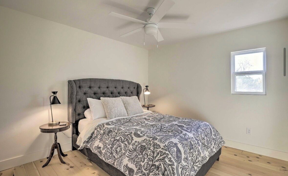 Photo of Bedroom in Eagle Rock