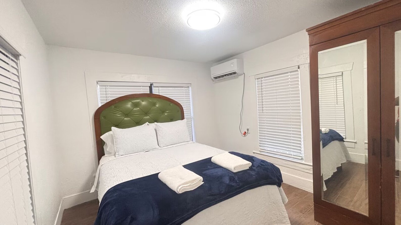 Photo of Bedroom in Greater East End